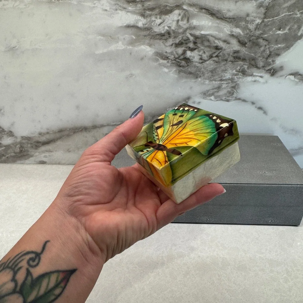 Vintage Capiz Shell Butterfly Trinket Boxes Set of 2 Handmade Philippines Square
